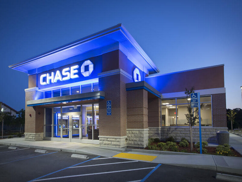 Landes Group Completes 40 million Acquisition of 11 Chase Banks in California